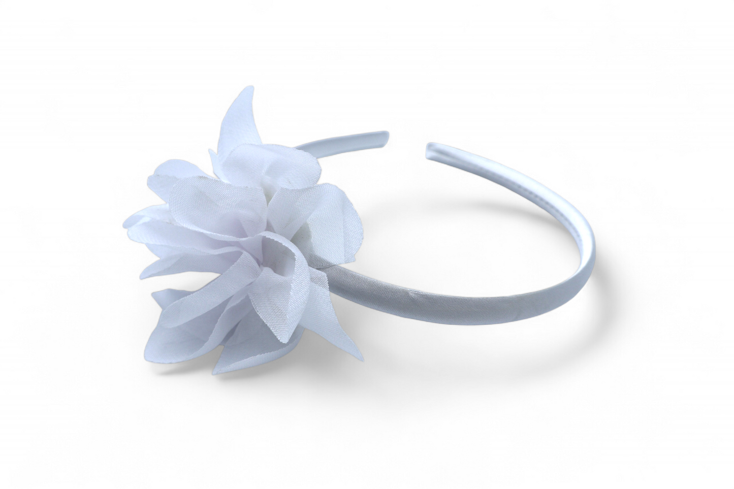 Sara - White Flower Flexible Hairband