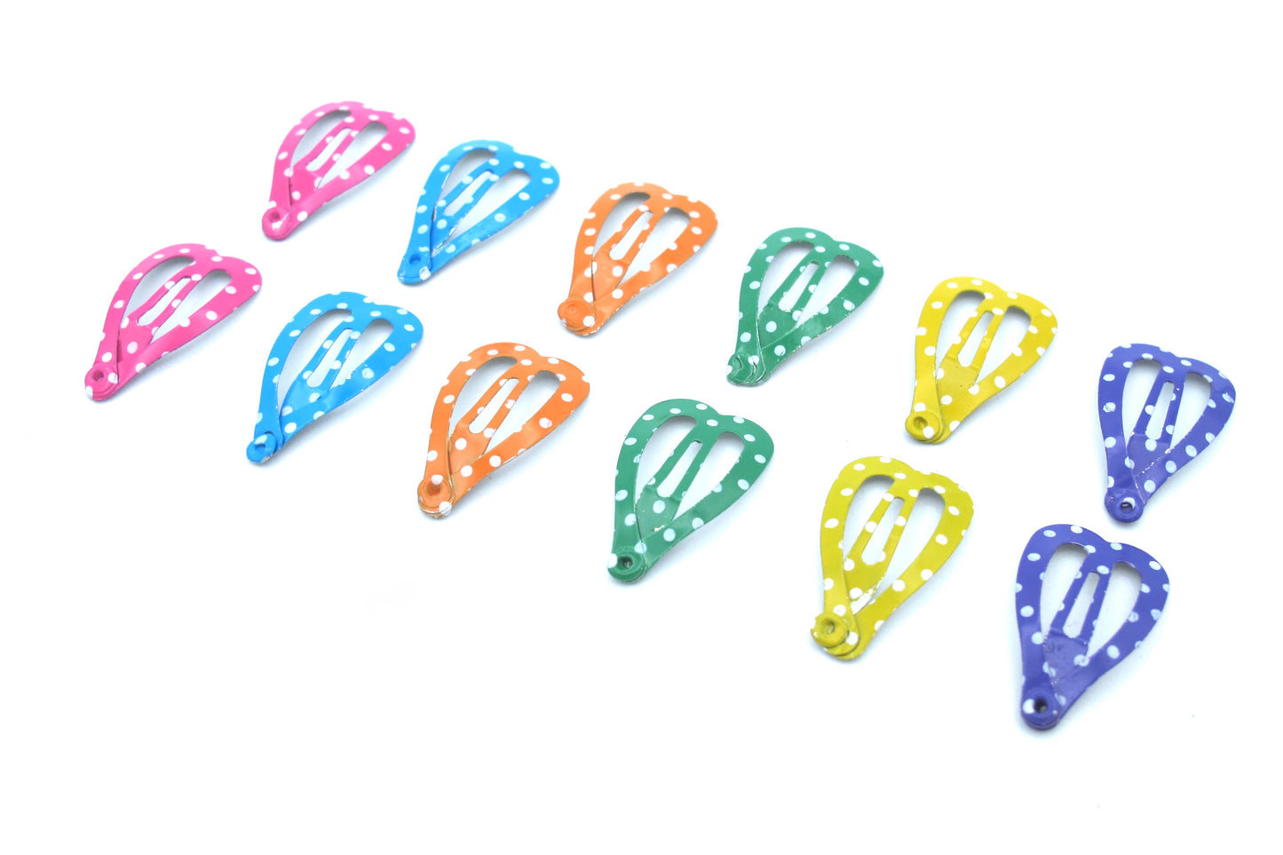 Ada - Lot de 12 mini-clips à pression pour enfants de 2,2 cm, en forme de cœur, imprimés assortis